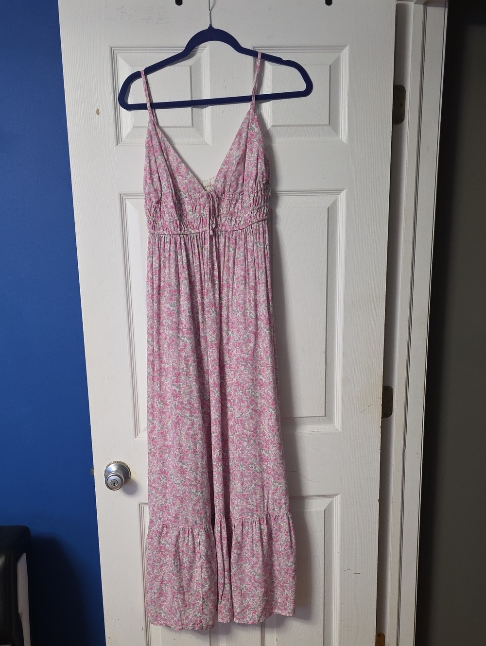 Aeropostale Light Pink Smocked Top